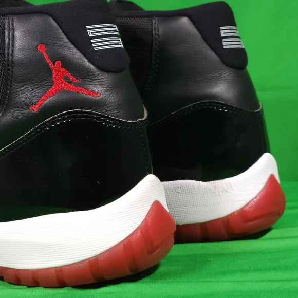 Nike Air Jordan Bred 11 Retro Size 10.5 Mens 378037-061 - Picture 4 of 10